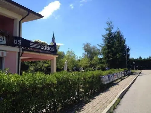 Hotel Sporting San Zeno di Montagna